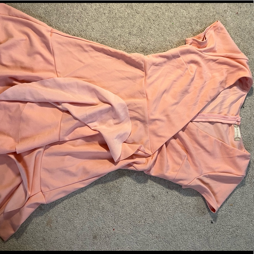 Altard State Coral Cocktail Dress. Like New Condition! Very Comfortable!